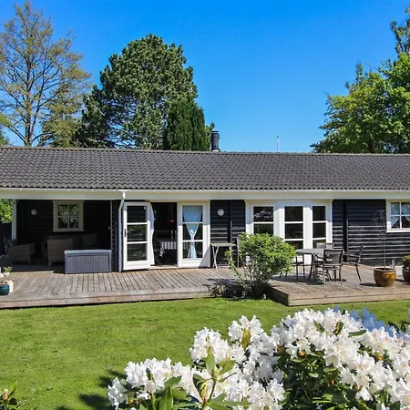 Dom wakacyjny Eia - 500m From The Sea By Interhome Hornbæk
