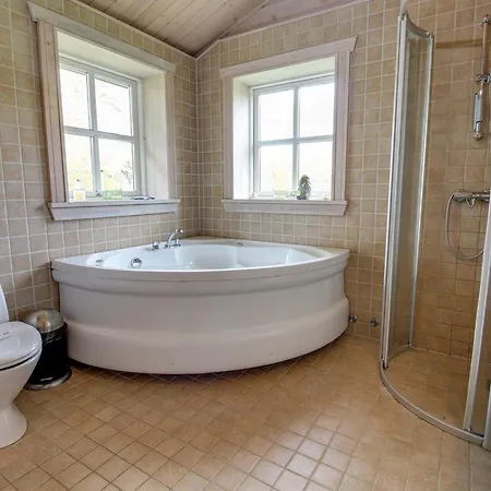Dom wakacyjny Eia - 500m From The Sea By Interhome Hornbæk
